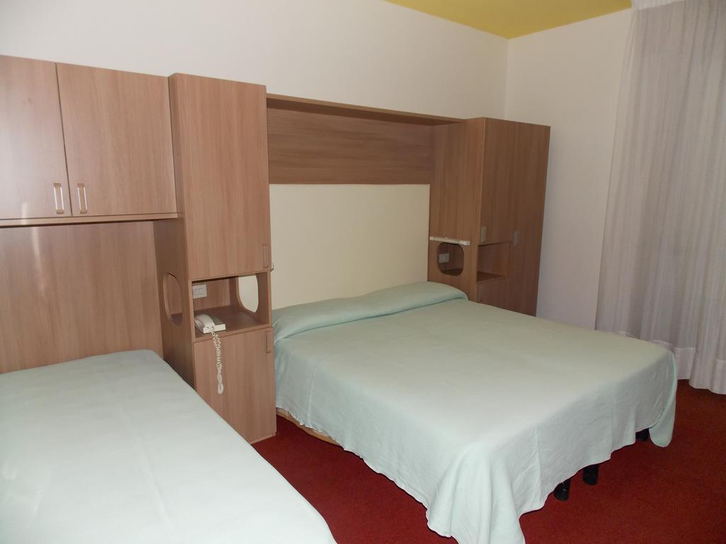 Hotel Colorado Lido di Jesolo Exterior photo