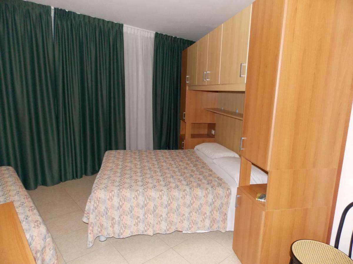 Hotel Colorado Lido di Jesolo Exterior photo